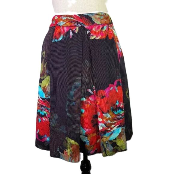 Trina Turk Dresses & Skirts - Trina Turk Julienne Trousdale Floral Pleated Skirt Knee Length Size 0